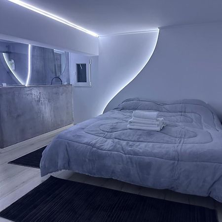 Raphael'S Suites Skg Солун Екстериор снимка