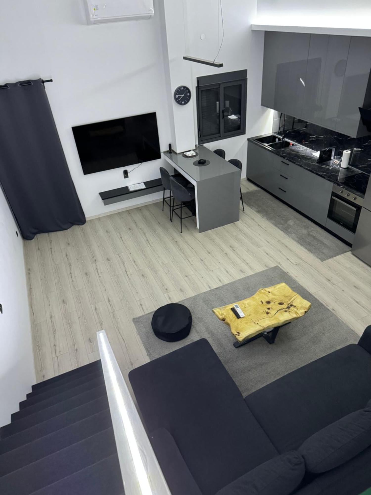 Raphael'S Suites Skg Солун Екстериор снимка