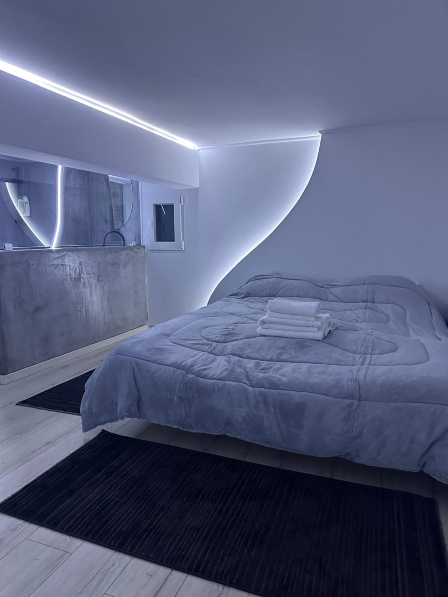 Raphael'S Suites Skg Солун Екстериор снимка
