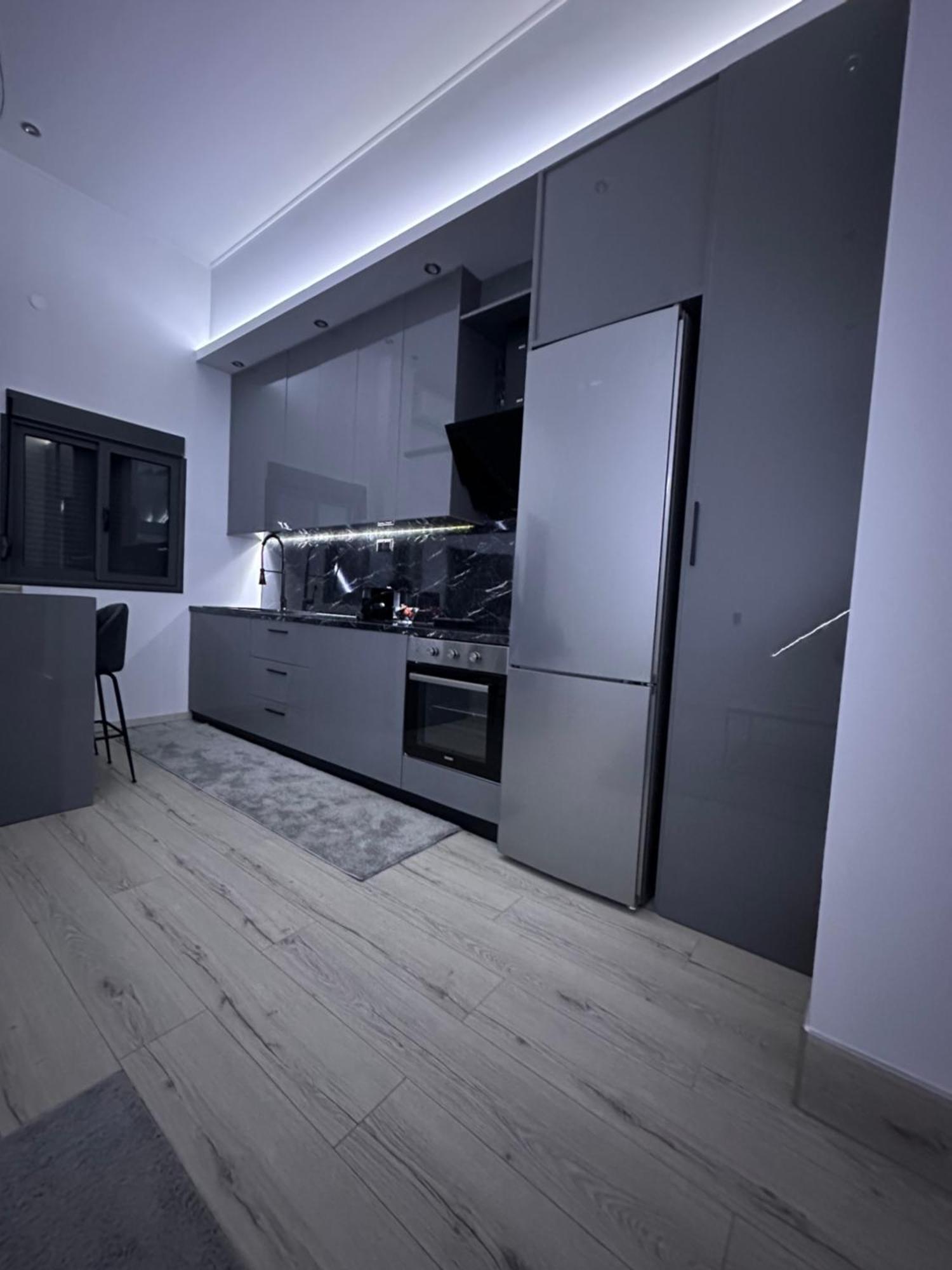 Raphael'S Suites Skg Солун Екстериор снимка